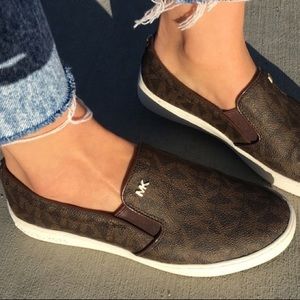 Michael Kors Size 9 shoes